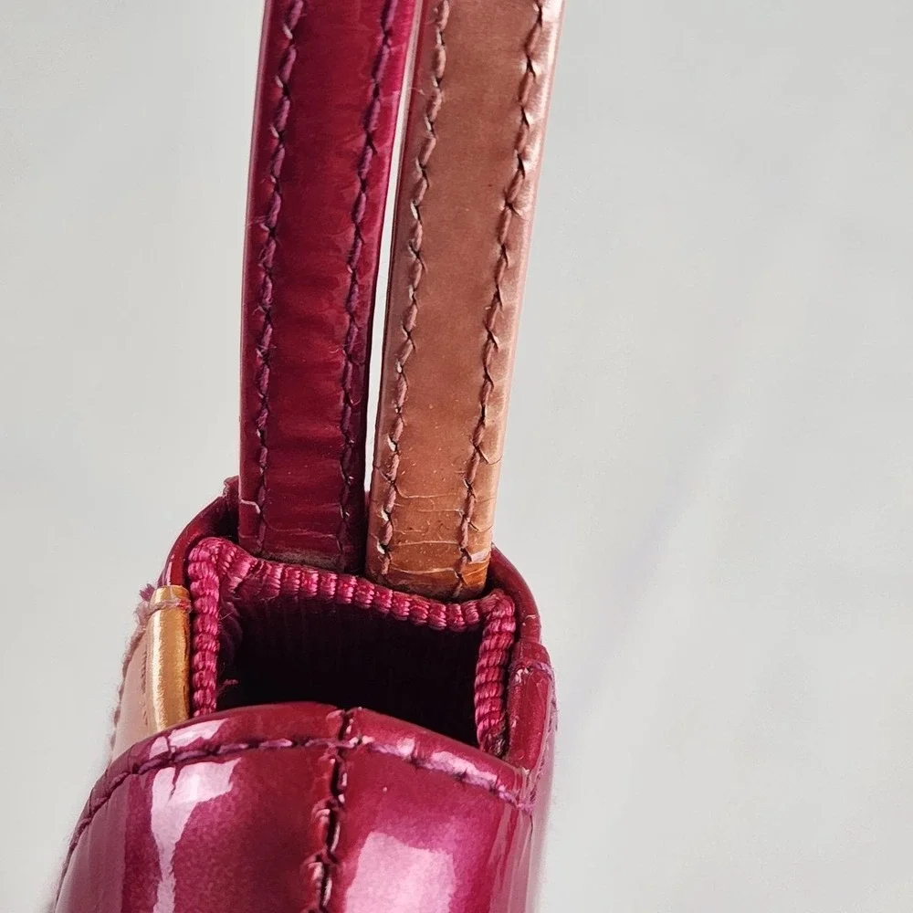 Stuart Weitzman Y2K 90s Shoulder Bag Purse Patent Leather Pink Rhinestone Spain